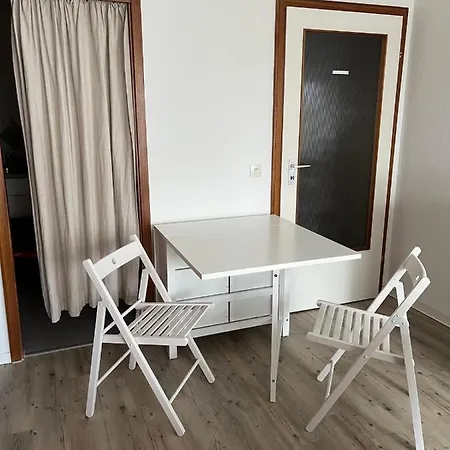 Rod32 Schneider شقة